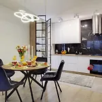 Apartment Seven Heaven - Minibarek ,fv Vat I Parking W Cenie *