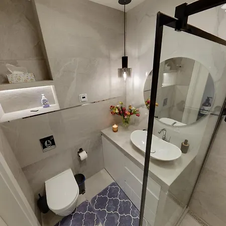 Seven Heaven, Duze Lozko, Kominek W Salonie, Parking W Cenie Apartment