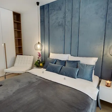 Seven Heaven, Duze Lozko, Kominek W Salonie, Parking W Cenie Apartment Katowice