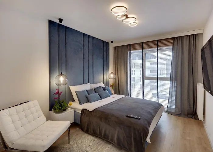 Seven Heaven, Duże łóżko, Kominek W Salonie, Parking W Cenie * Katowice